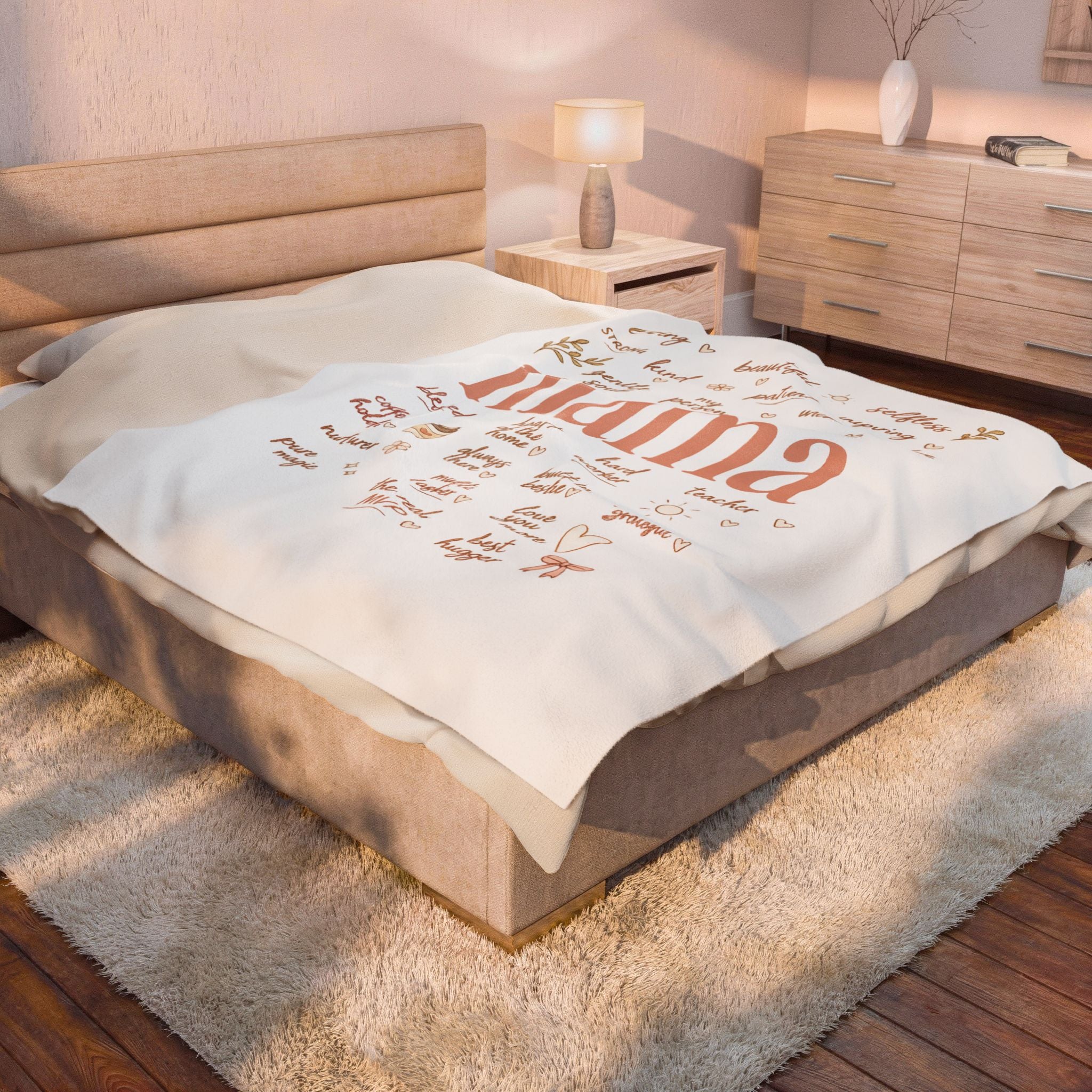 Mama Word Art Velveteen Plush Blanket — Soft Mother’s Day Throw with Loving Words